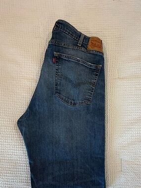 Levi’s 559 Straight-Leg Jeans